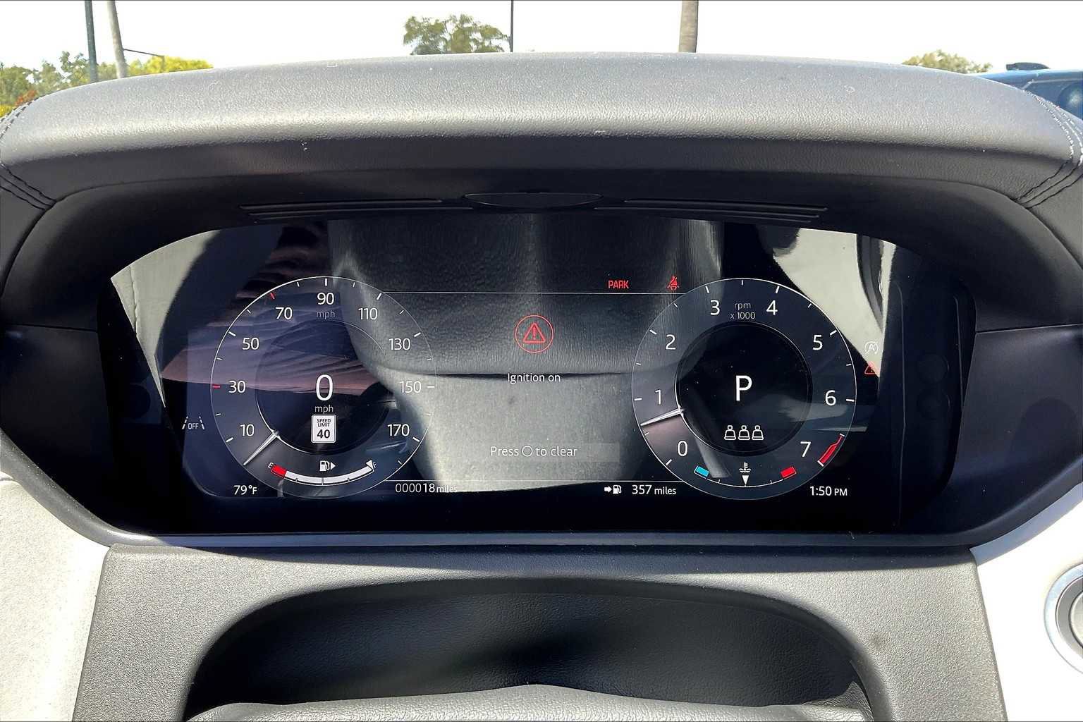 New 2026 Land Rover Range Rover Velar Dynamic SE image 19