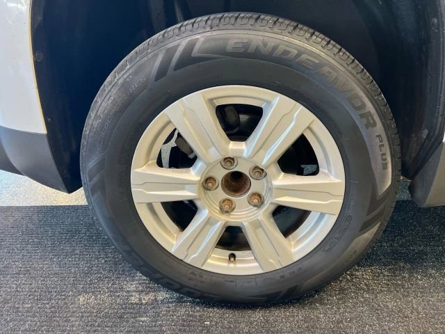 Used 2014 GMC Terrain SLE image 17