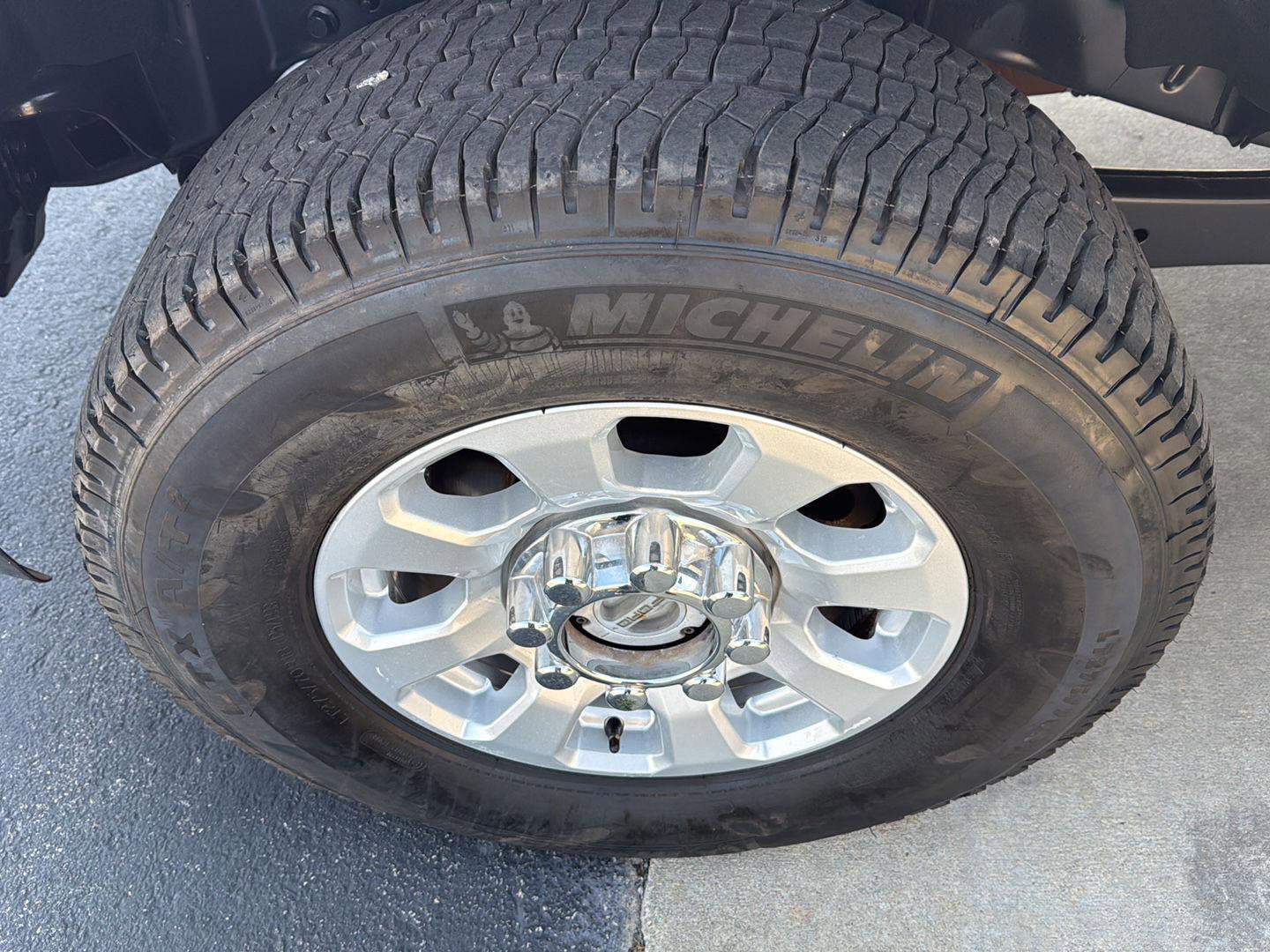 Used 2019 Ford F350 XL w/ XL Value Package image 4