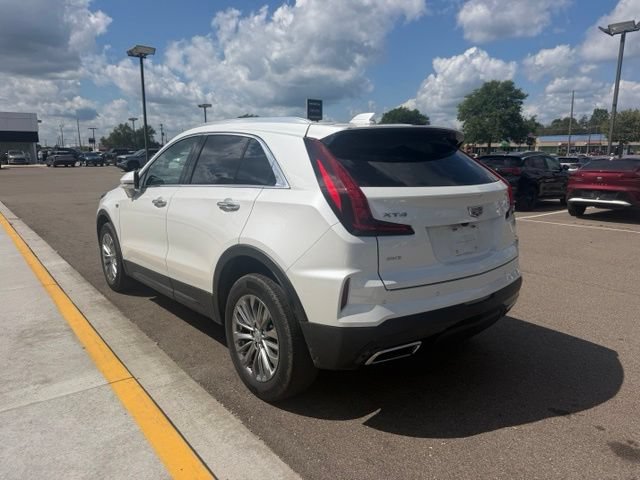 Used 2024 Cadillac XT4 Premium Luxury AWD/4WD image 10