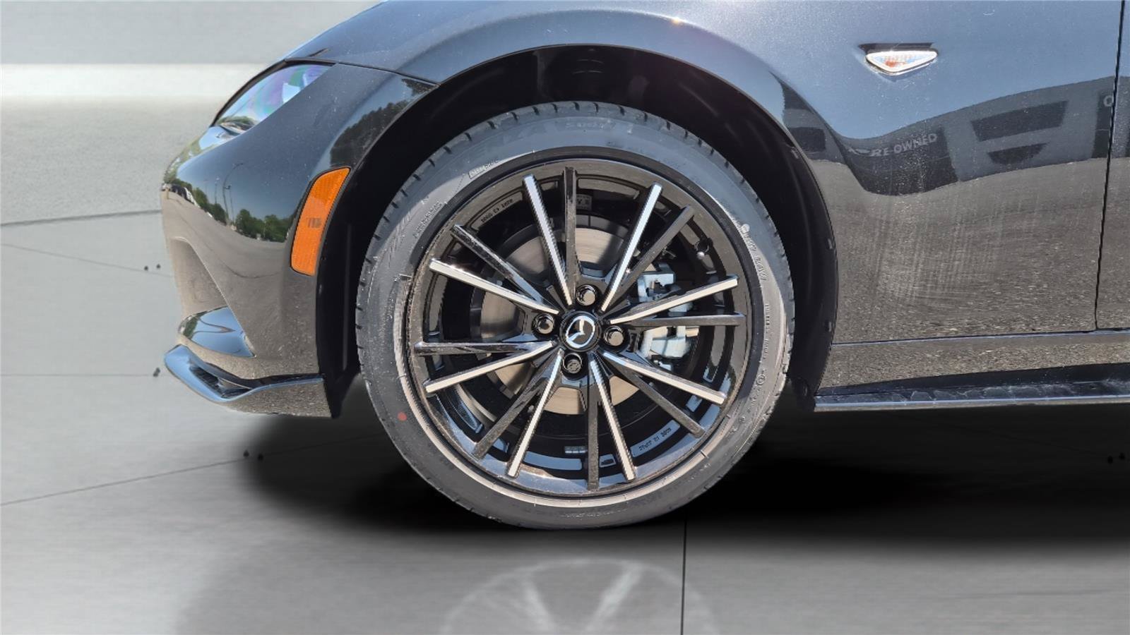 New 2026 MAZDA MX-5 Miata RF Grand Touring w/ Appearance Package RWD image 22