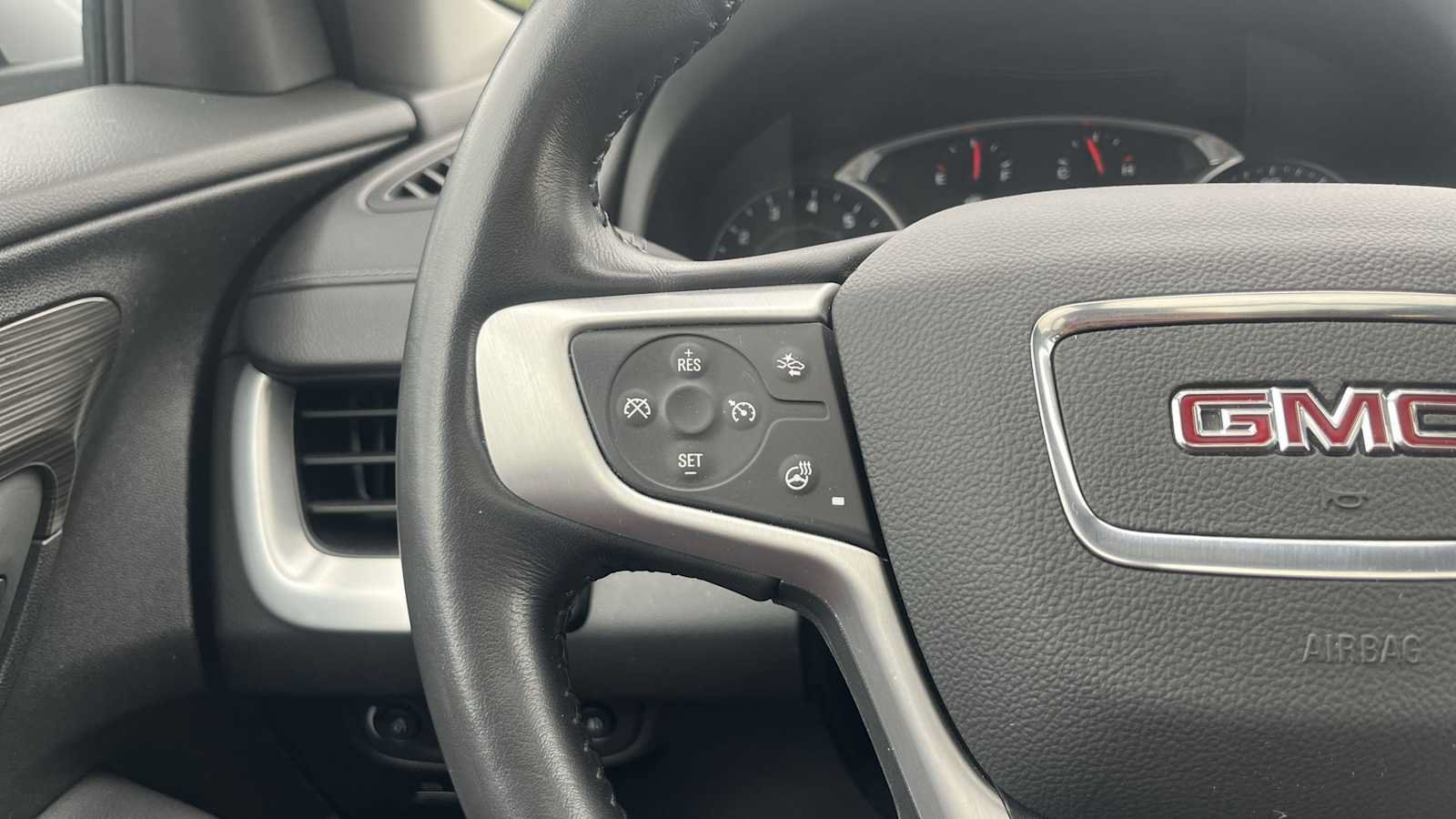 Used 2022 GMC Terrain SLT w/ Infotainment Package II AWD/4WD image 42