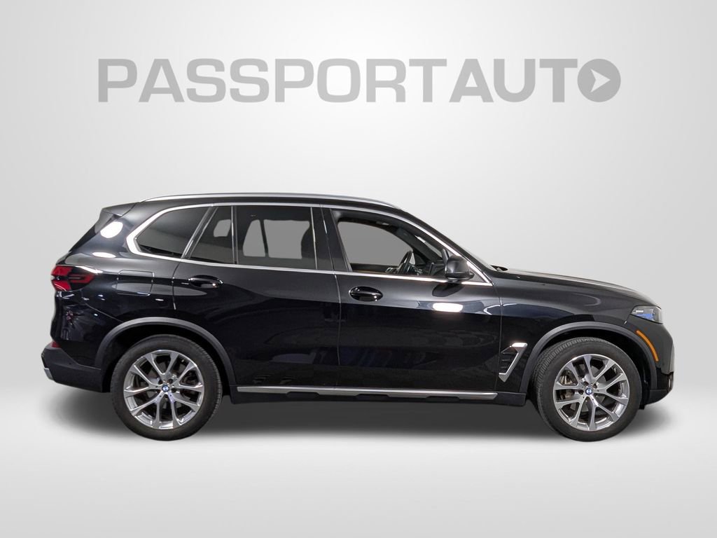 Certified 2024 BMW X5 xDrive40i w/ Premium Package image 8