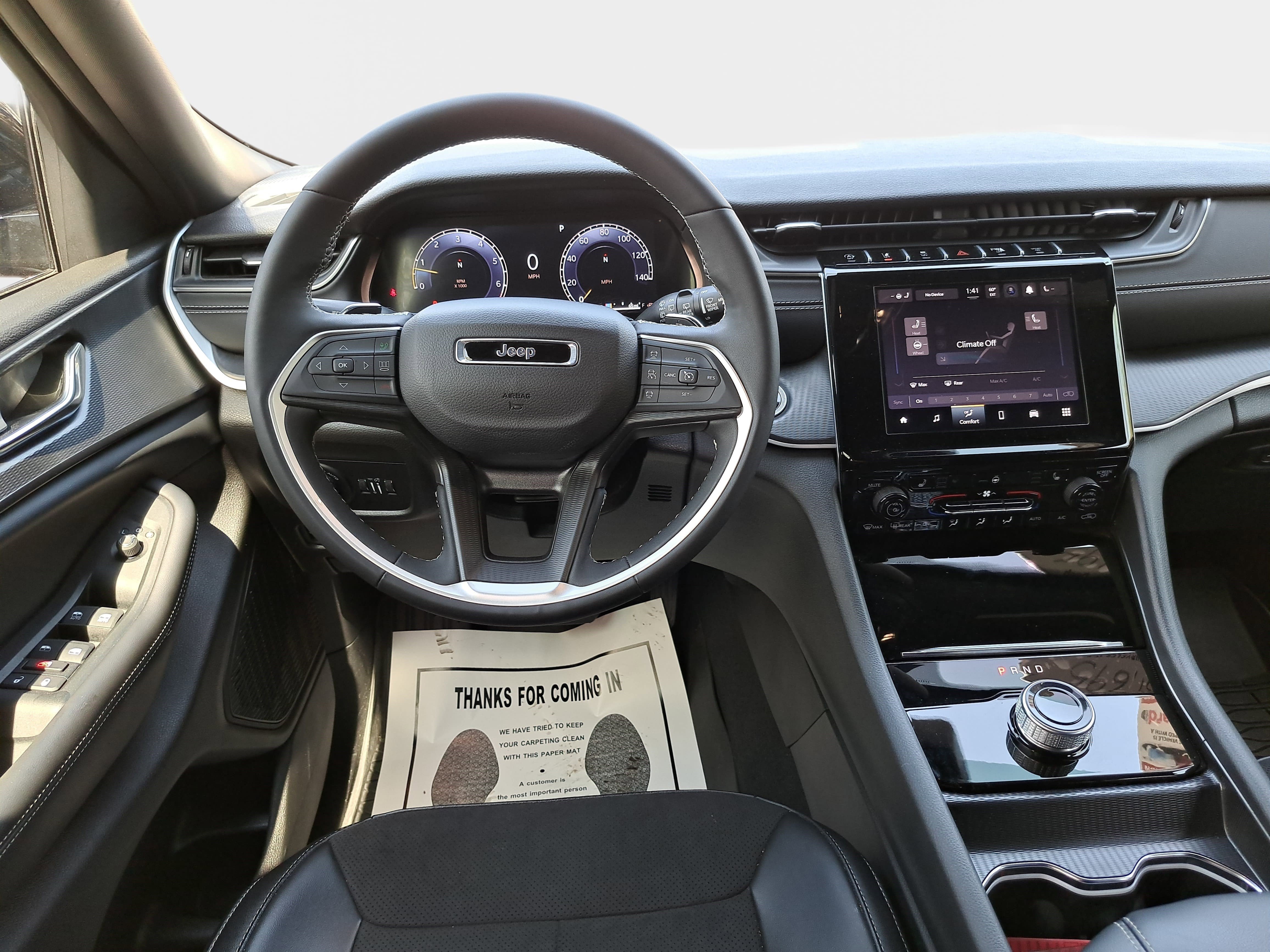 Used 2024 Jeep Grand Cherokee Altitude image 16