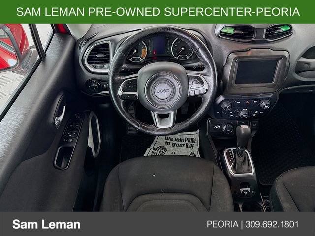 Used 2020 Jeep Renegade Latitude w/ Cold Weather Group image 21