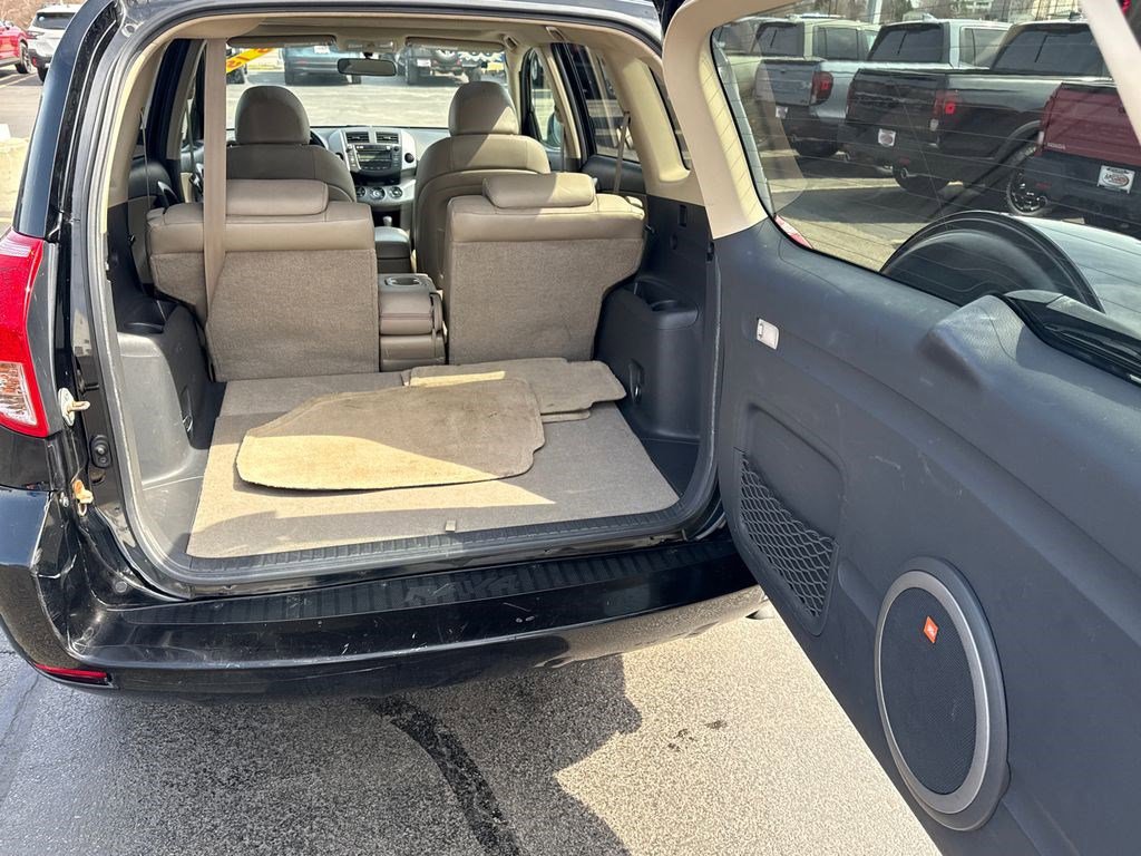 Used 2008 Toyota RAV4 Limited image 16