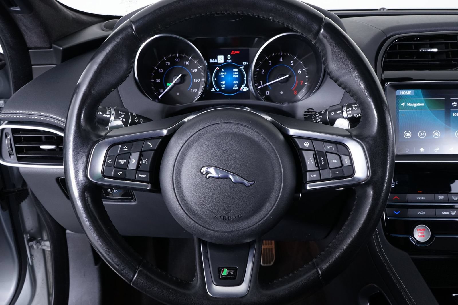 Used 2019 Jaguar F-PACE R-Sport AWD/4WD image 19