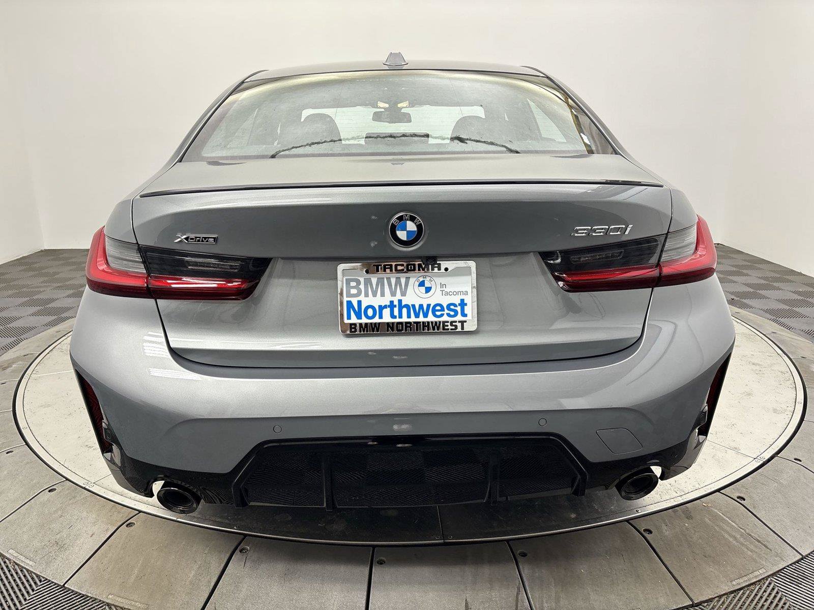 New 2026 BMW 330i xDrive Sedan w/ M Sport Package AWD/4WD image 15