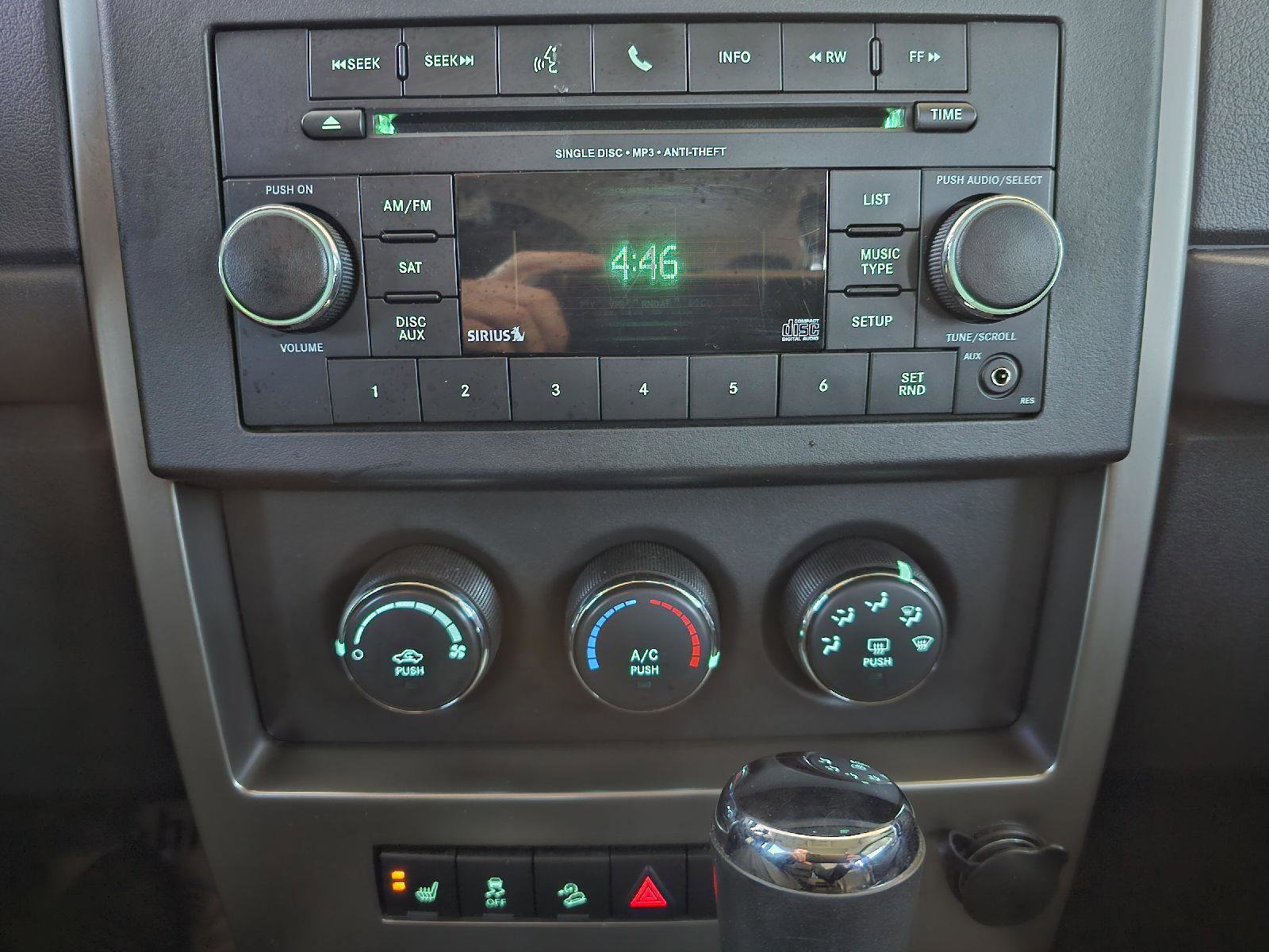 Used 2012 Jeep Liberty Sport image 25