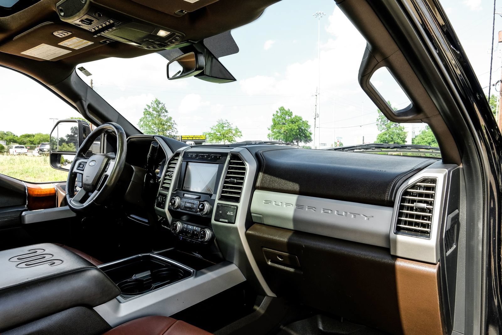 Used 2019 Ford F250 King Ranch w/ King Ranch Ultimate Package AWD/4WD image 11