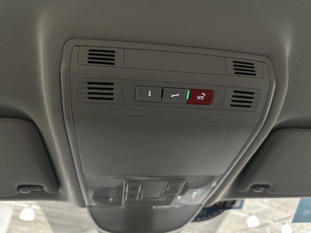 Certified 2024 Volkswagen Taos S w/ MDO Package image 34