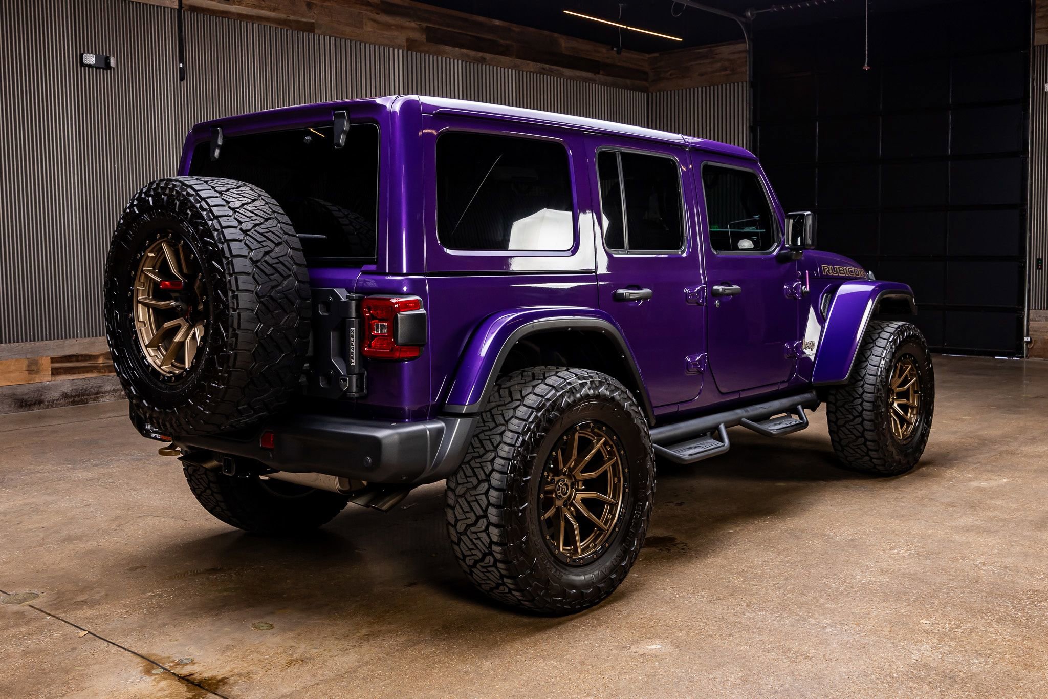 Used 2023 Jeep Wrangler Rubicon 392 w/ Trailer Tow Package image 9