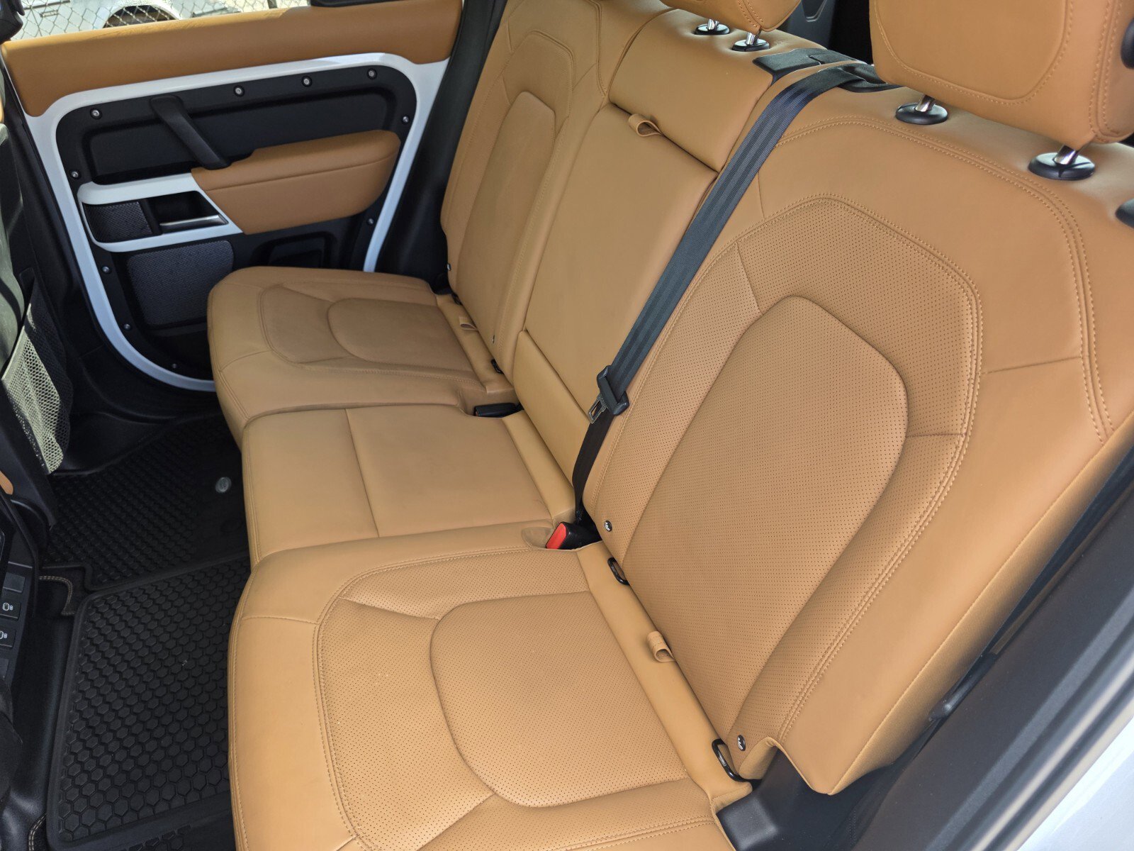 Certified 2023 Land Rover Defender 110 S image 14