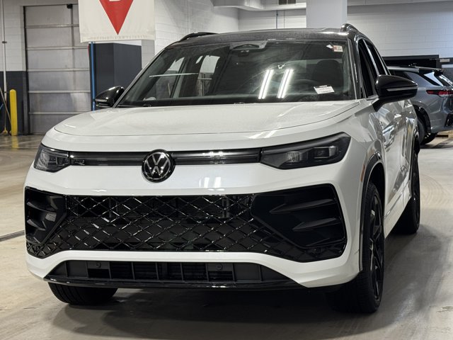 New 2026 Volkswagen Tiguan SE R-Line AWD/4WD image 26