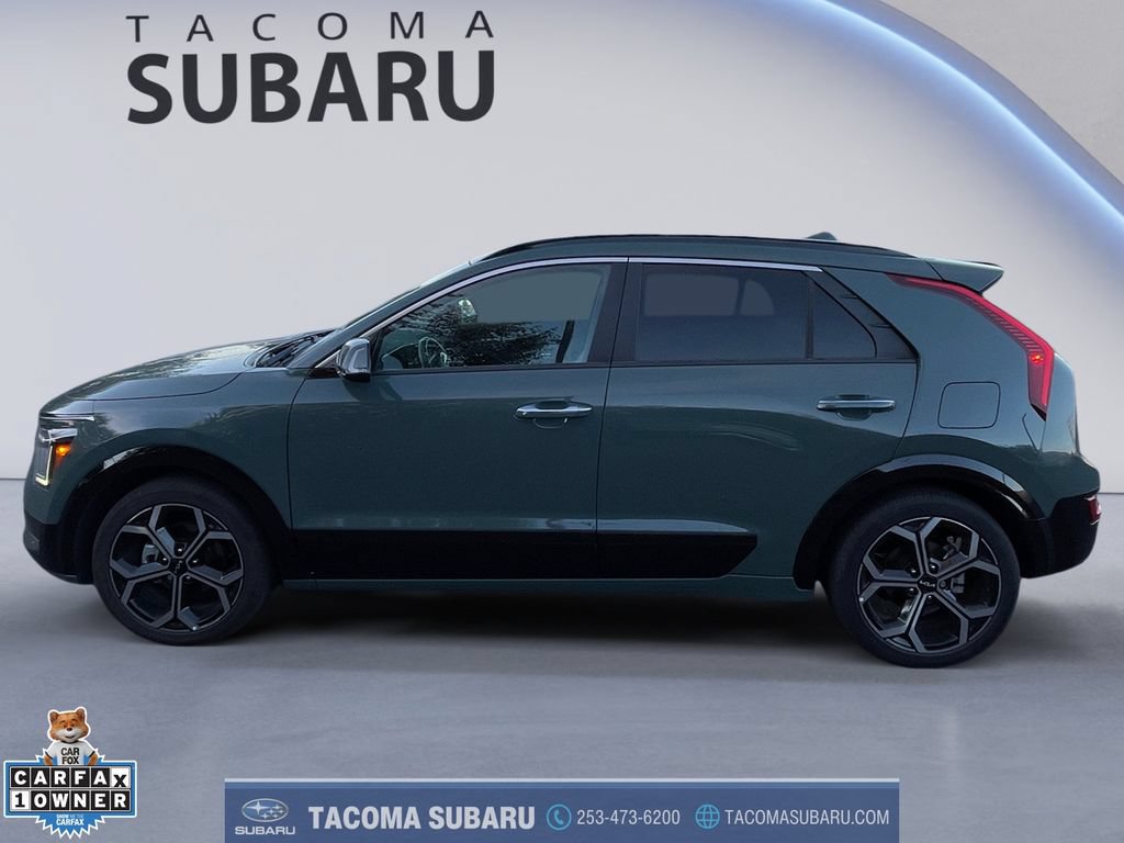 Used 2023 Kia Niro SX Touring FWD image 2