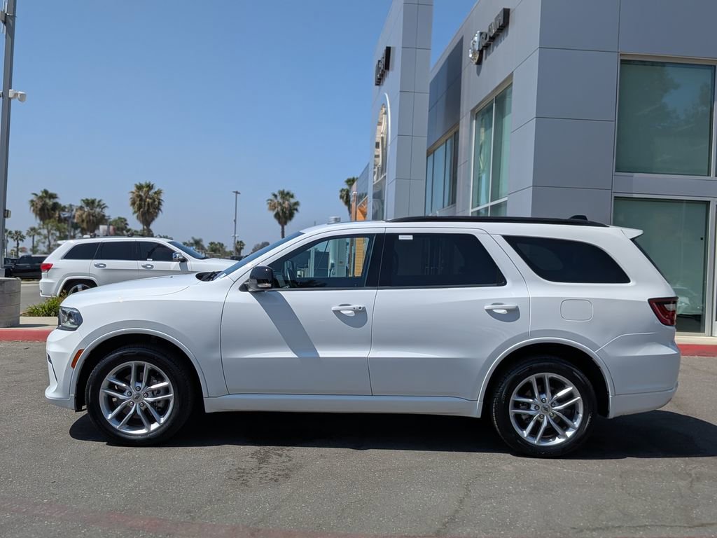 Used 2024 Dodge Durango GT image 2