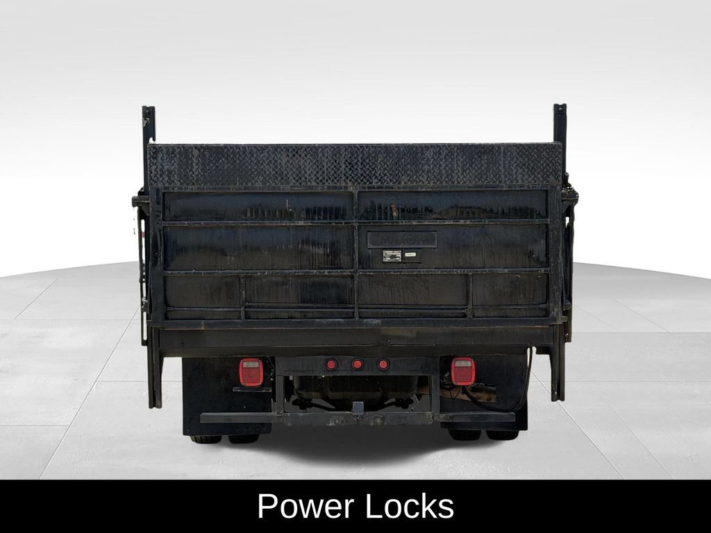 Used 2017 Ford F550 4x4 Regular Cab Super Duty image 8