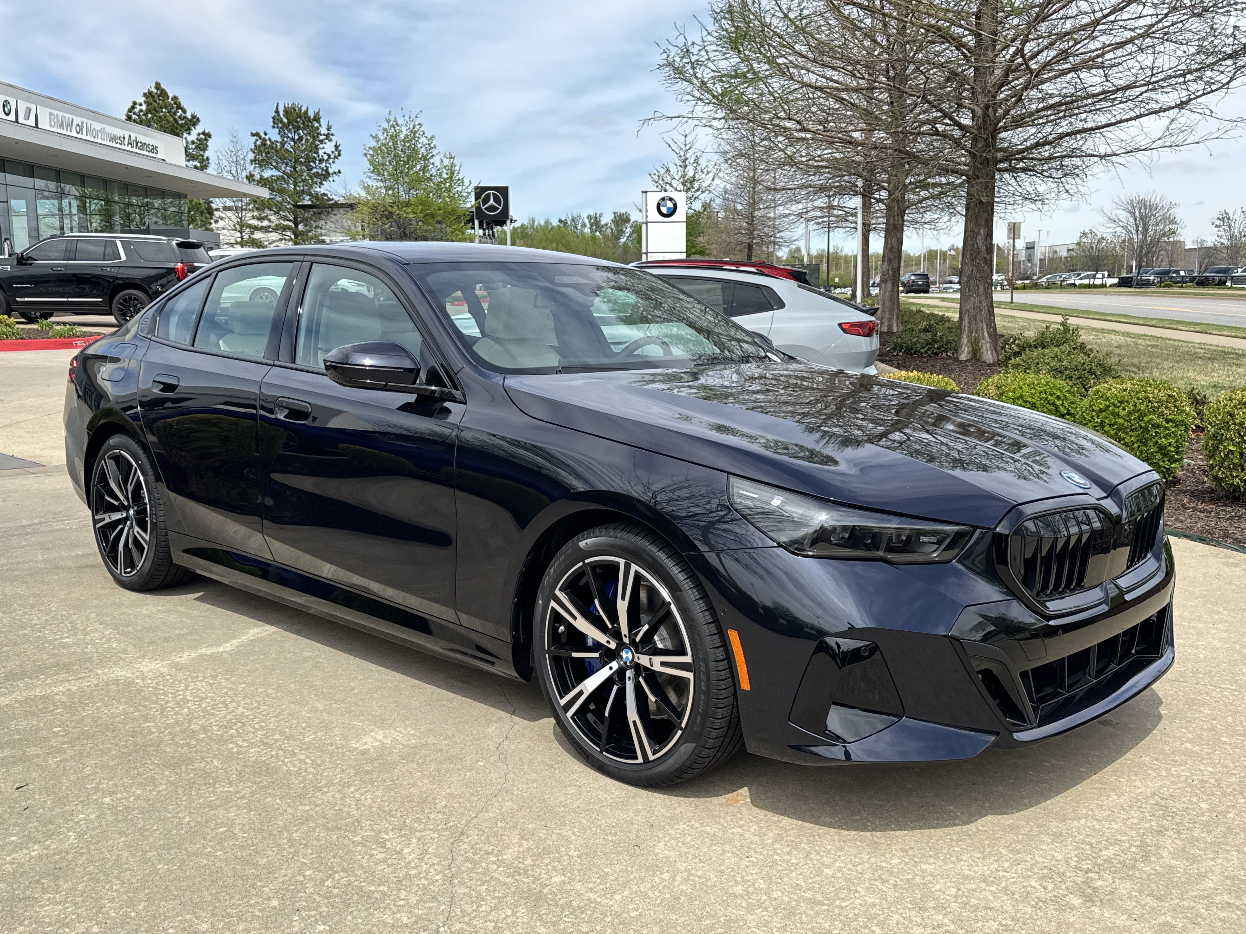 New 2026 BMW 550e xDrive w/ Executive Package AWD/4WD image 6