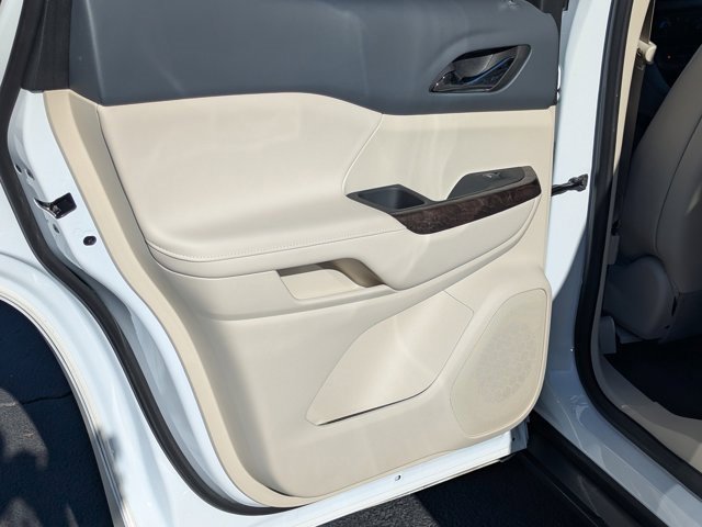 Used 2023 GMC Acadia Denali image 18