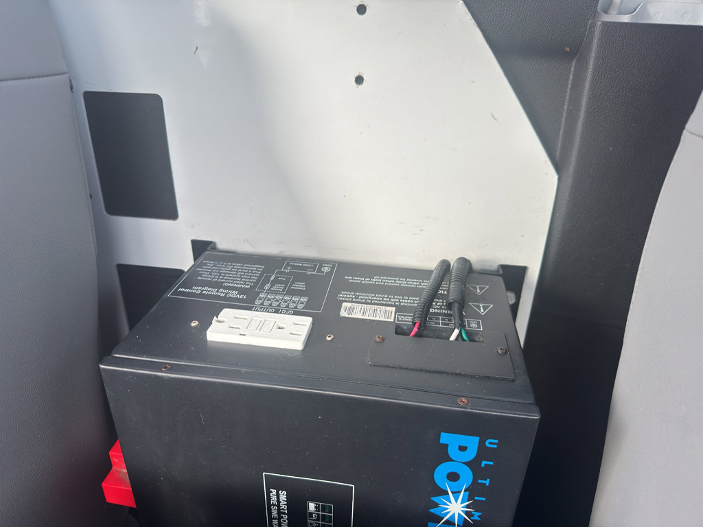 Used 2015 Chevrolet Silverado 3500 W/T image 21