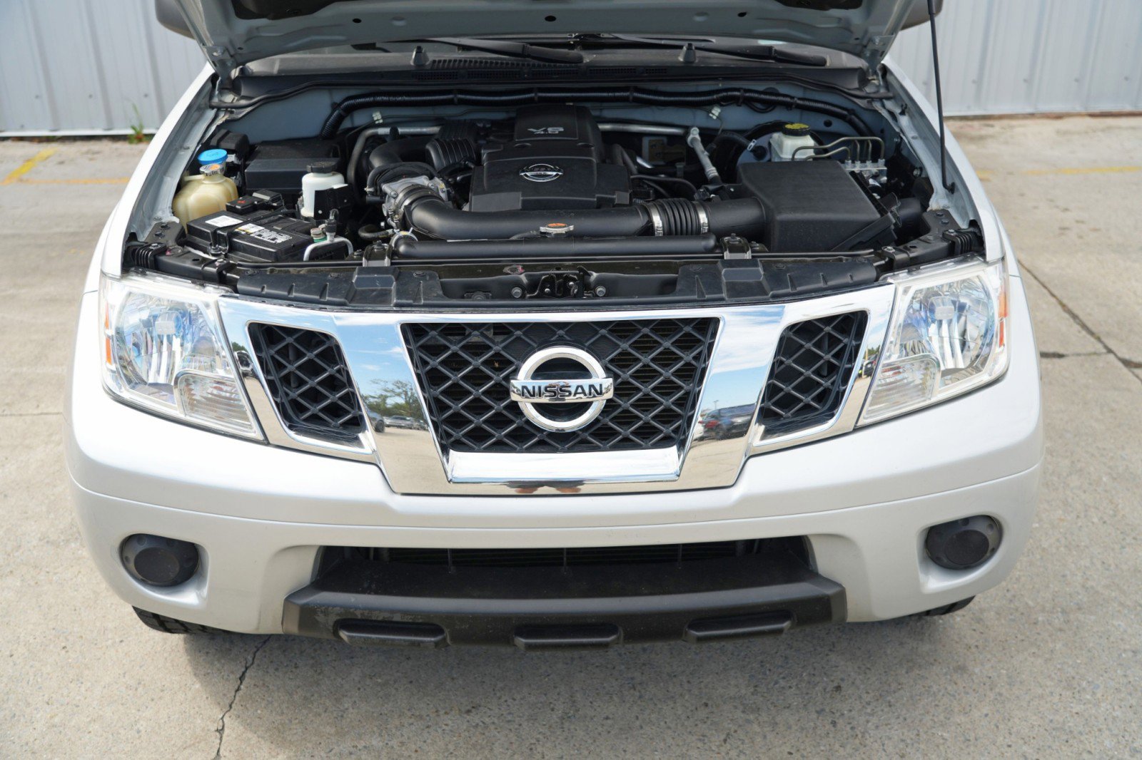 Used 2019 Nissan Frontier SV image 6