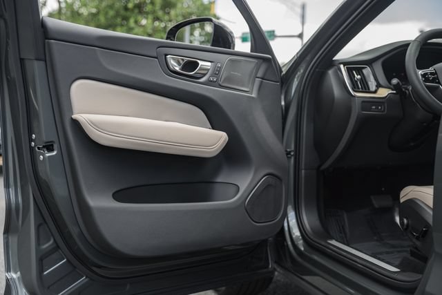 New 2026 Volvo XC60 T8 Plus w/ Climate Package AWD/4WD image 36