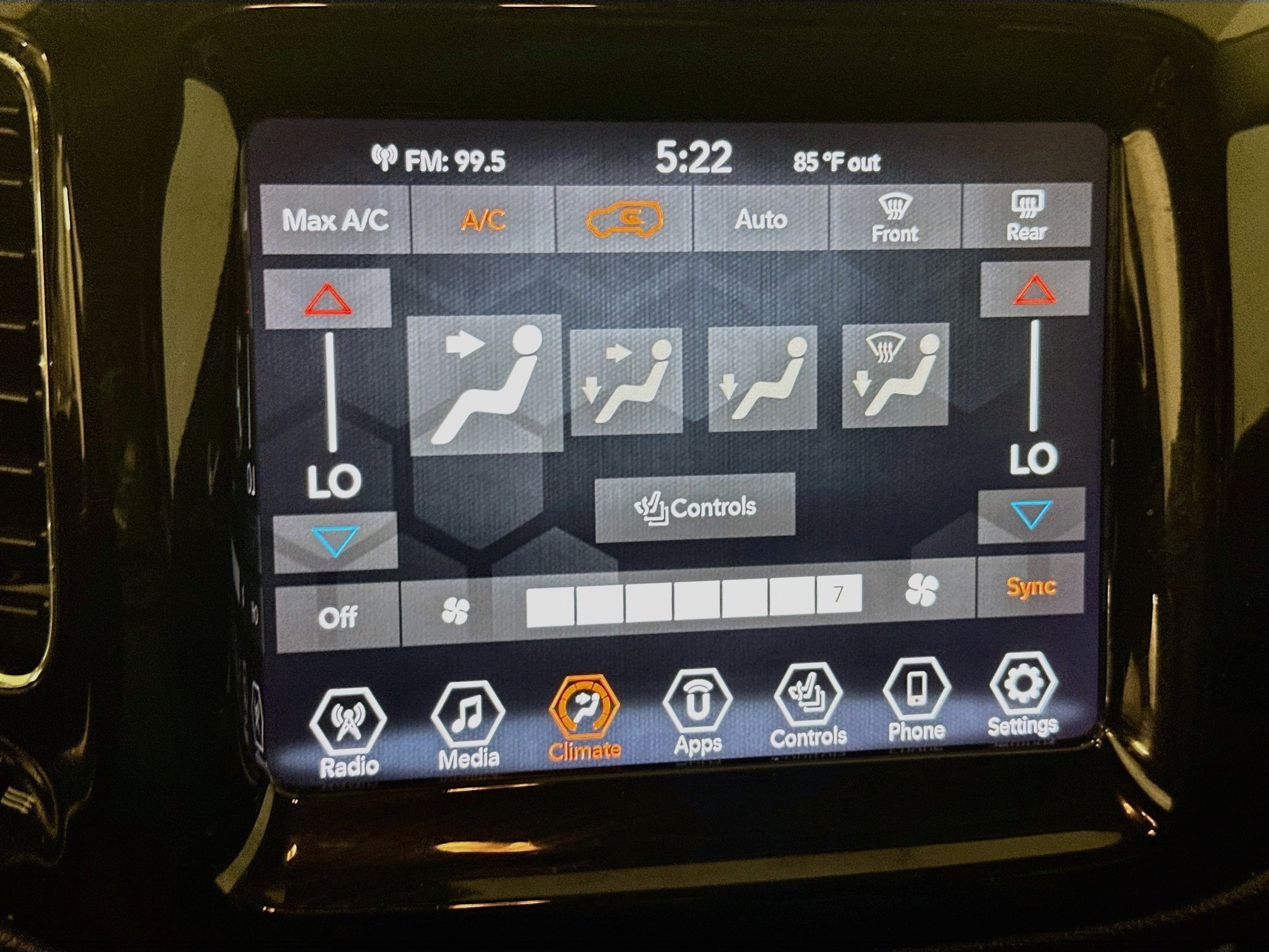 Used 2020 Jeep Compass Limited AWD/4WD image 24