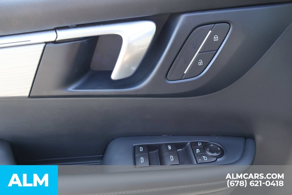 Used 2026 Buick Enclave Preferred FWD image 11