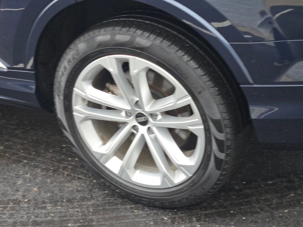 Used 2025 Audi Q7 3.0T Premium Plus image 15