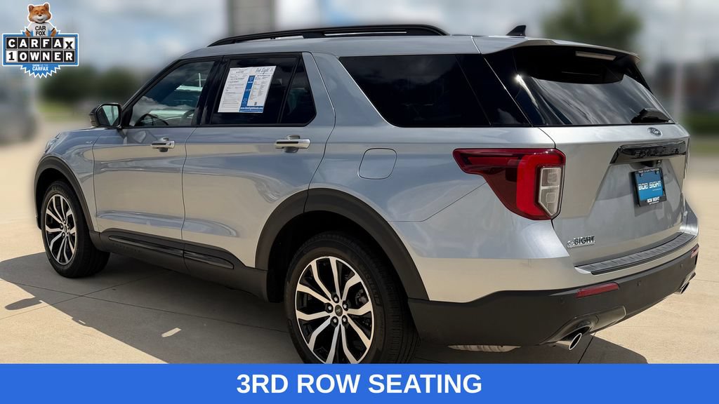 Used 2023 Ford Explorer ST-Line AWD/4WD image 3