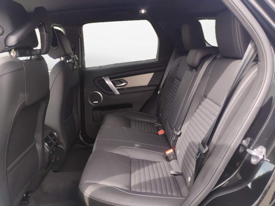 New 2026 Land Rover Discovery Sport Landmark AWD/4WD image 13