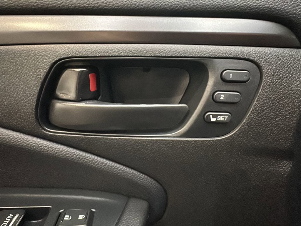 Certified 2023 Honda Passport EX-L image 12