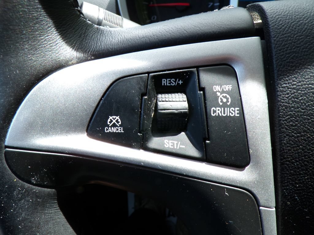Used 2015 Chevrolet Equinox LT w/ Driver Convenience Package FWD image 28