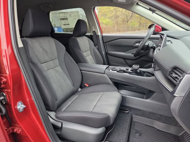 New 2026 Nissan Rogue SV w/ Cold Weather Package AWD/4WD image 10