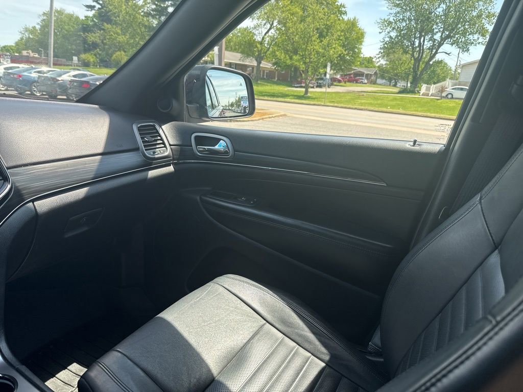 Used 2019 Jeep Grand Cherokee Limited X AWD/4WD image 16