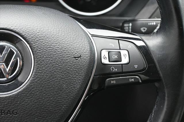 Used 2018 Volkswagen Tiguan SE FWD image 18