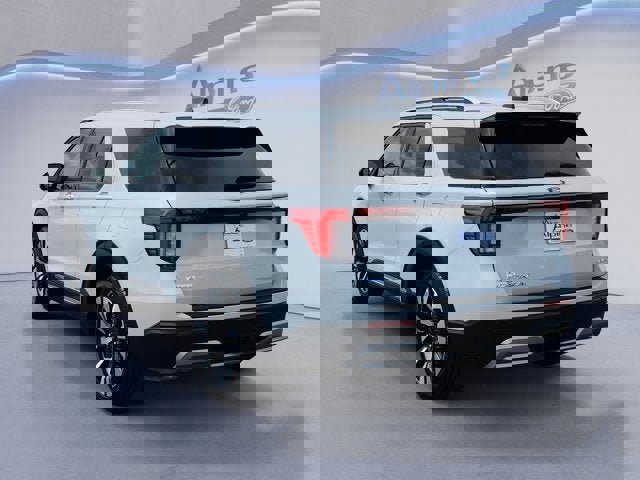 Used 2025 Ford Explorer Platinum w/ LUX Leather Package image 3