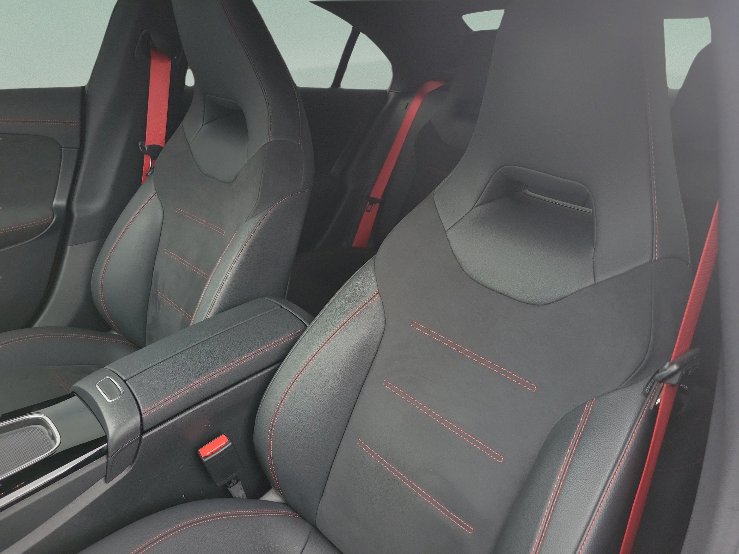 Certified 2025 Mercedes-Benz CLA 35 AMG 4MATIC image 18