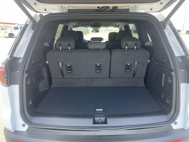 New 2025 GMC Acadia Elevation FWD image 10