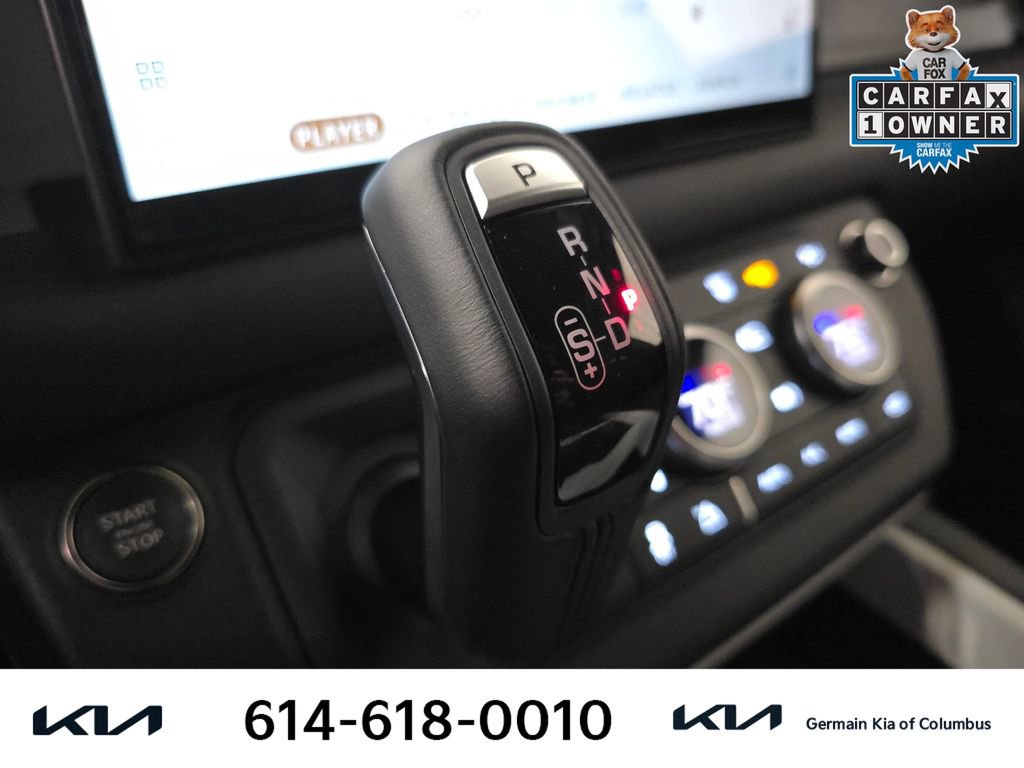 Used 2025 Land Rover Defender 110 X-Dynamic SE image 25