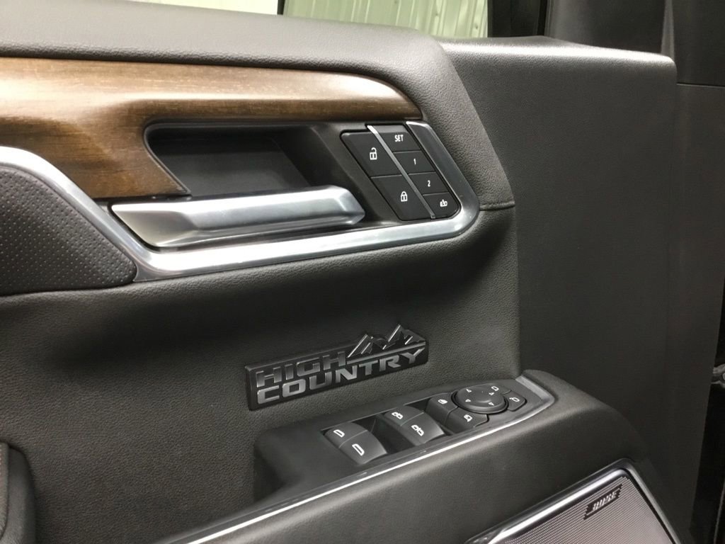 Used 2024 Chevrolet Silverado 1500 High Country w/ High Country Premium Package image 10
