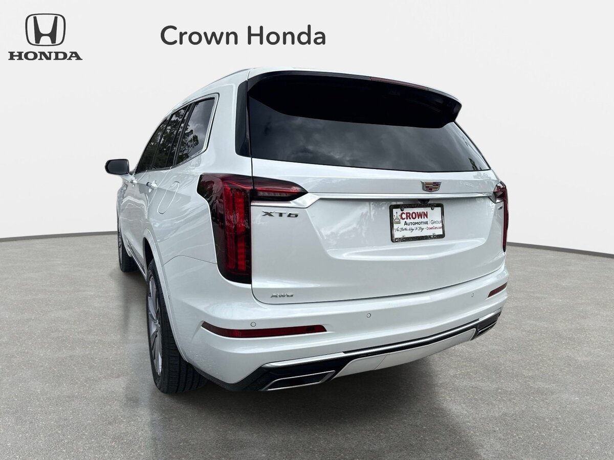 Used 2025 Cadillac XT6 Premium Luxury w/ Technology Package AWD/4WD image 8