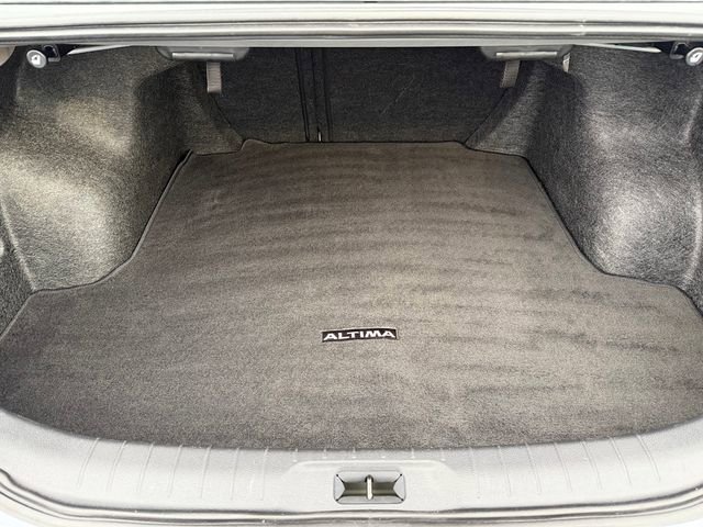 Used 2025 Nissan Altima 2.5 SR w/ SR Premium Package image 16
