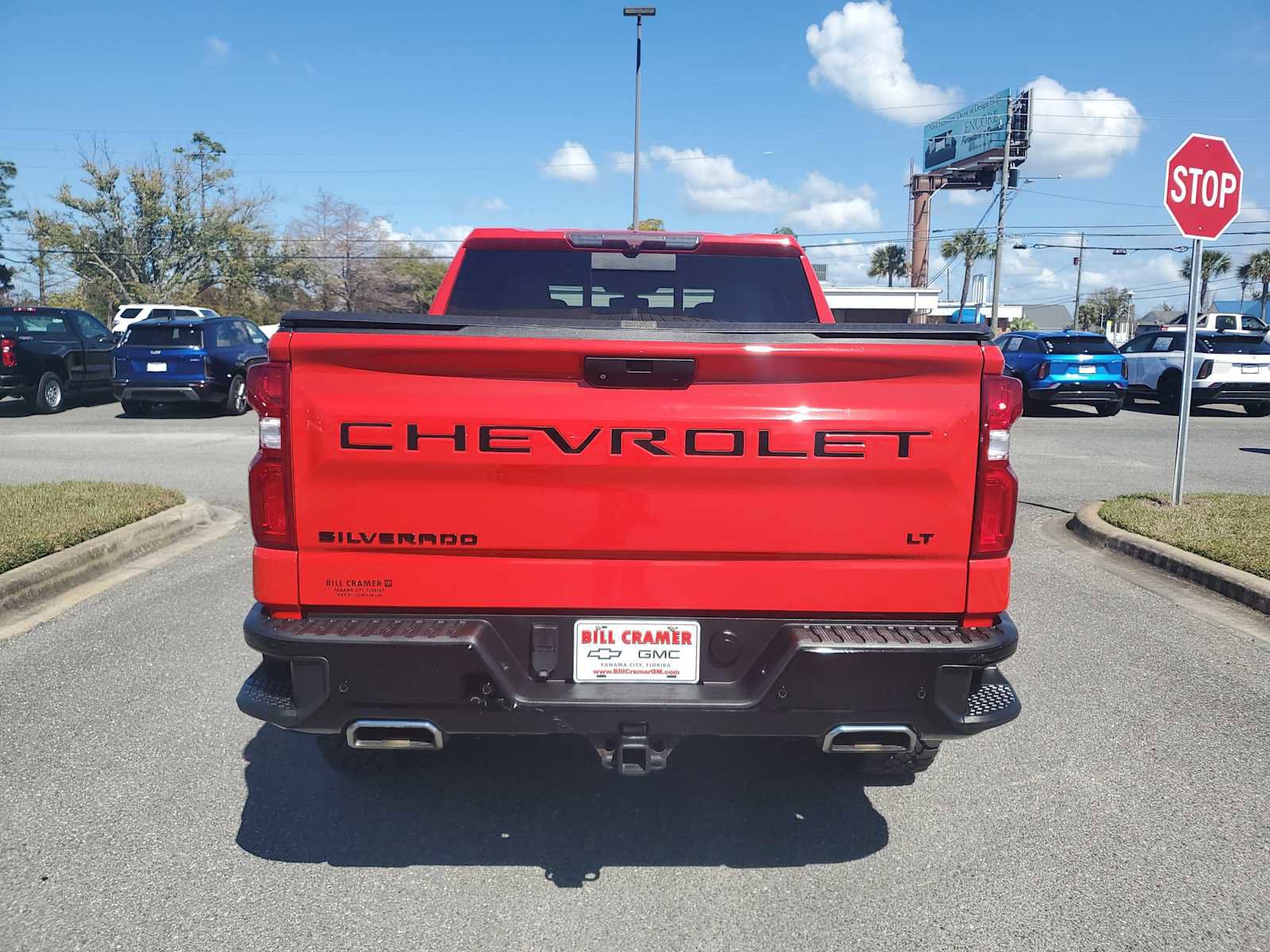 Used 2021 Chevrolet Silverado 1500 LT Trail Boss w/ Convenience Package II image 4