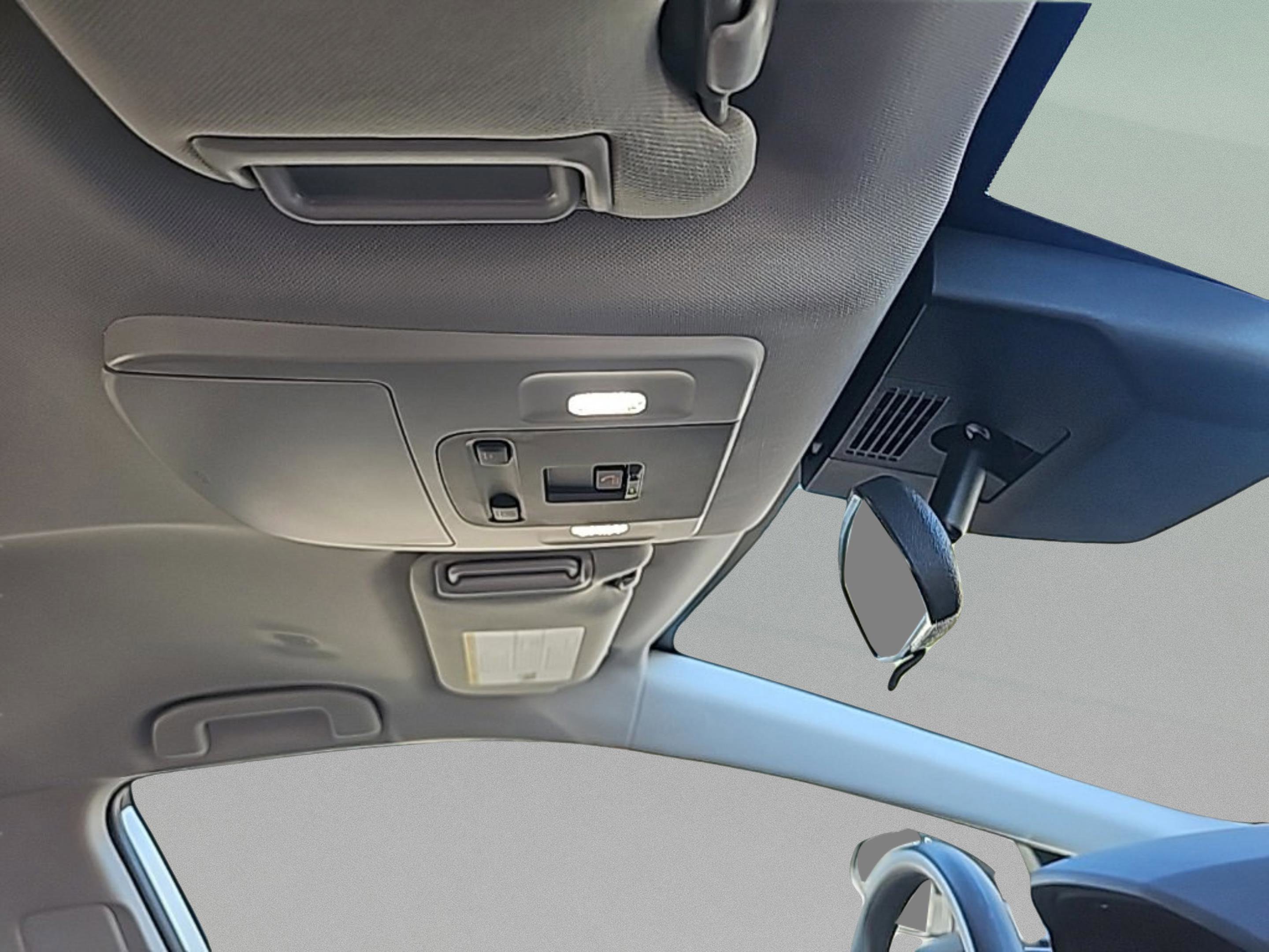 Used 2025 Toyota Camry LE image 24