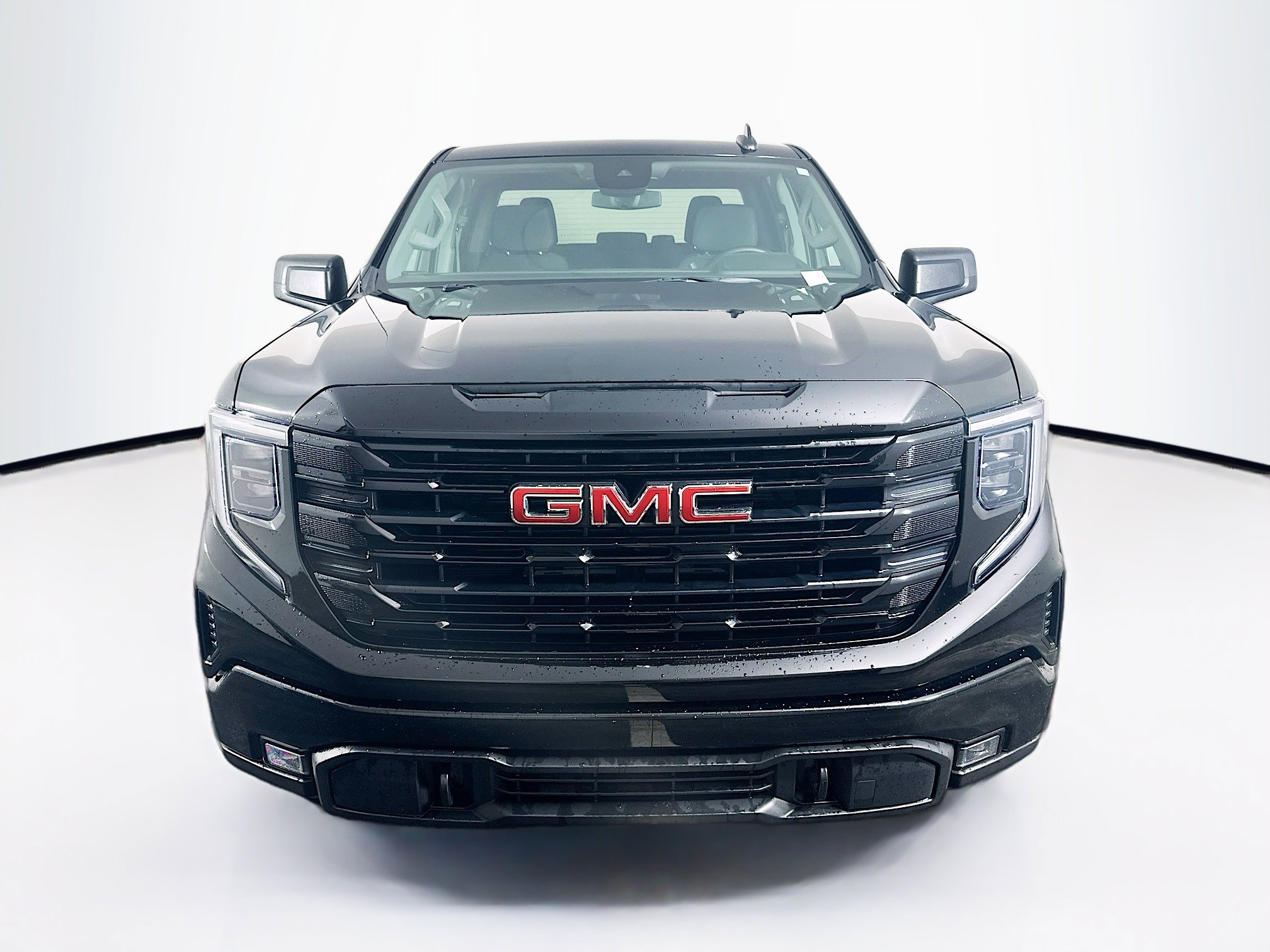 Used 2023 GMC Sierra 1500 Elevation AWD/4WD image 2