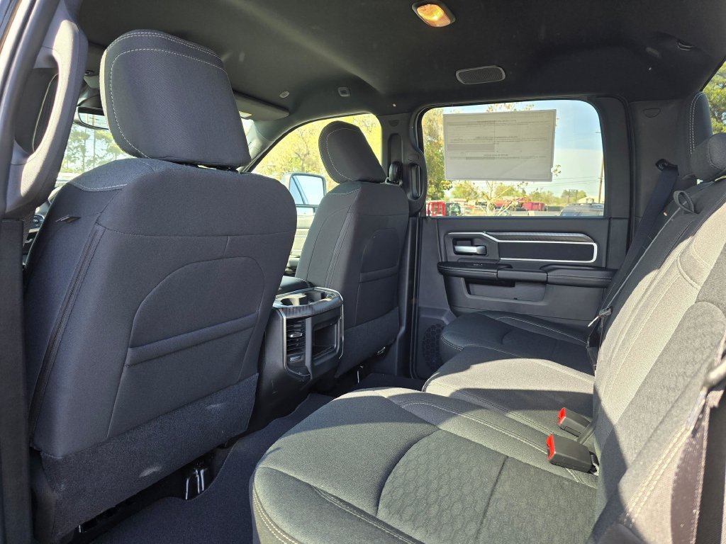 New 2026 RAM 3500 Big Horn AWD/4WD image 11