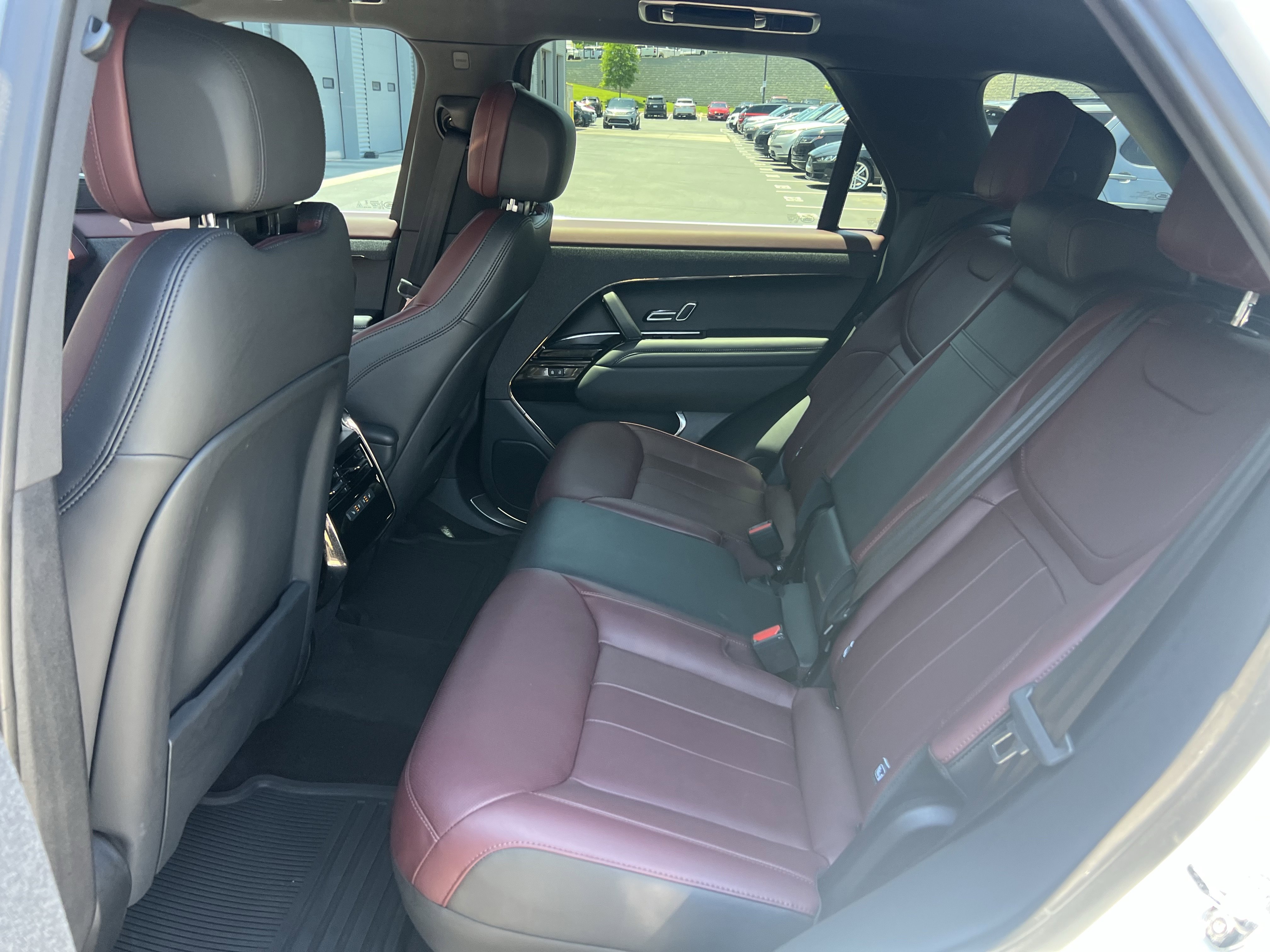 Certified 2025 Land Rover Range Rover Sport Dynamic SE AWD/4WD image 30