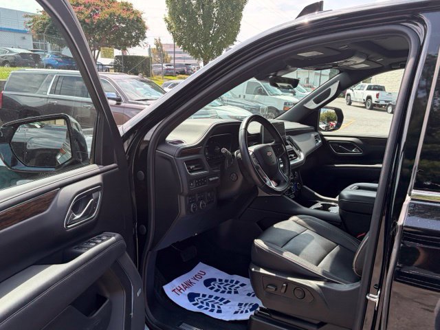 Used 2023 Chevrolet Tahoe Premier w/ Advanced Technology Package AWD/4WD image 14