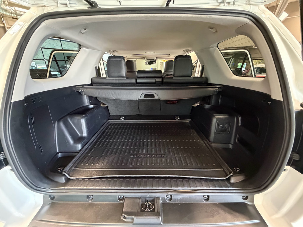 Used 2022 Toyota 4Runner SR5 Premium w/ Moonroof Package AWD/4WD image 56